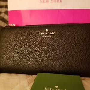Kate Spade black pebble leather zip wallet